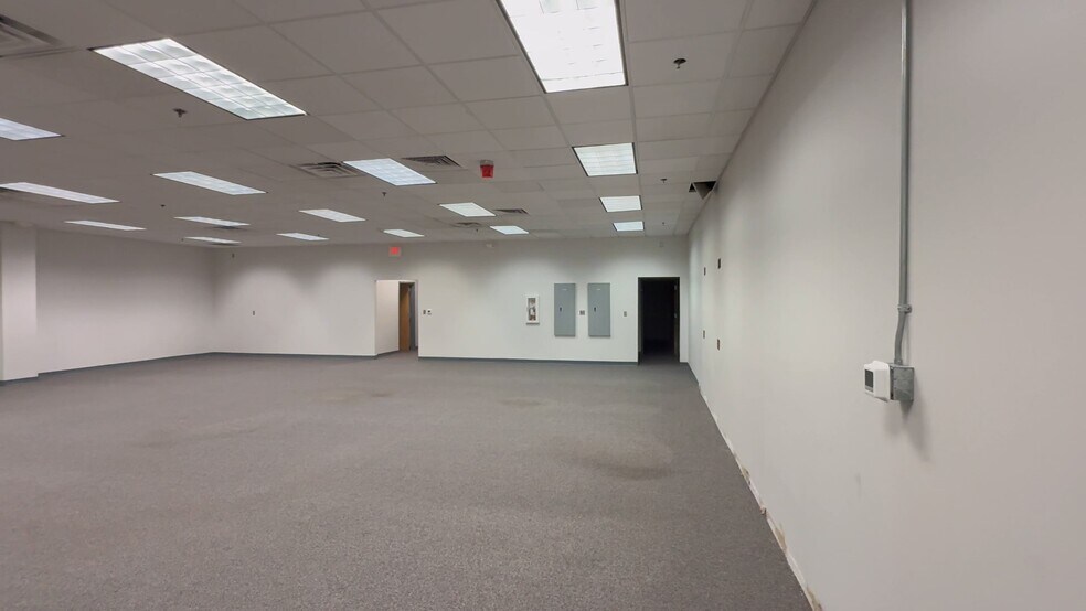 More Photos Of 8530 Corridor Rd, Jessup Unknown For Lease