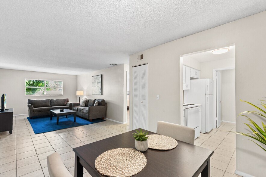 More Photos Of 1505 W 25th St, Sanford Apartments For Sale