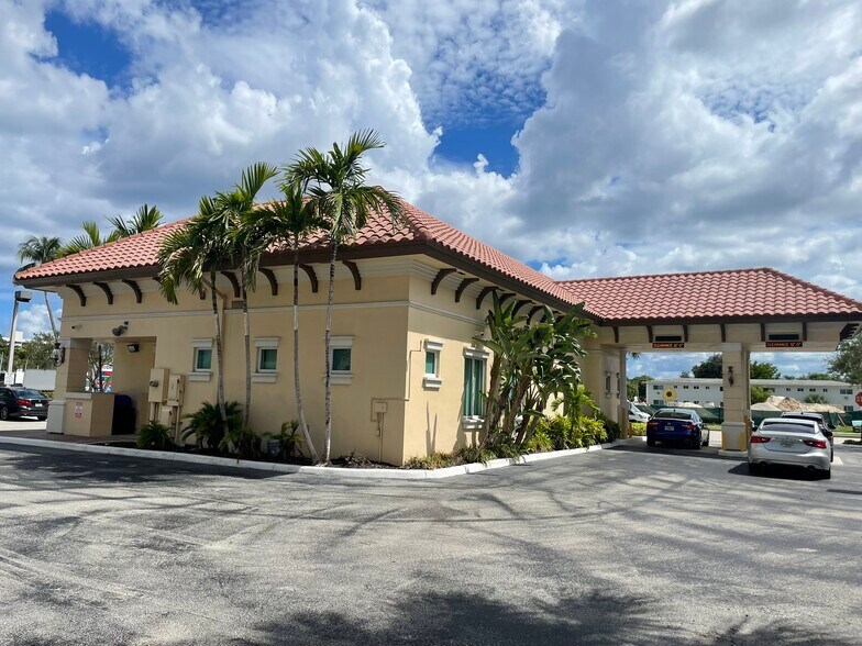 More Photos Of 2521 E Commercial Blvd, Fort Lauderdale Bank For Sale