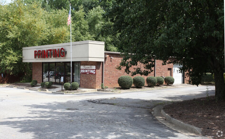 More Photos Of 1123 Forest Pky, Forest Park Flex For Lease