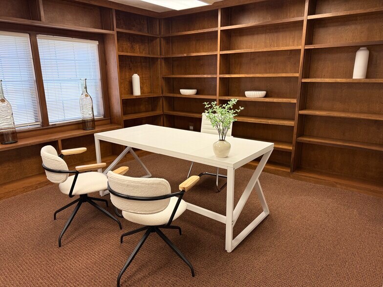 More Photos Of 305 SE 2nd Ave, Gainesville Office For Lease