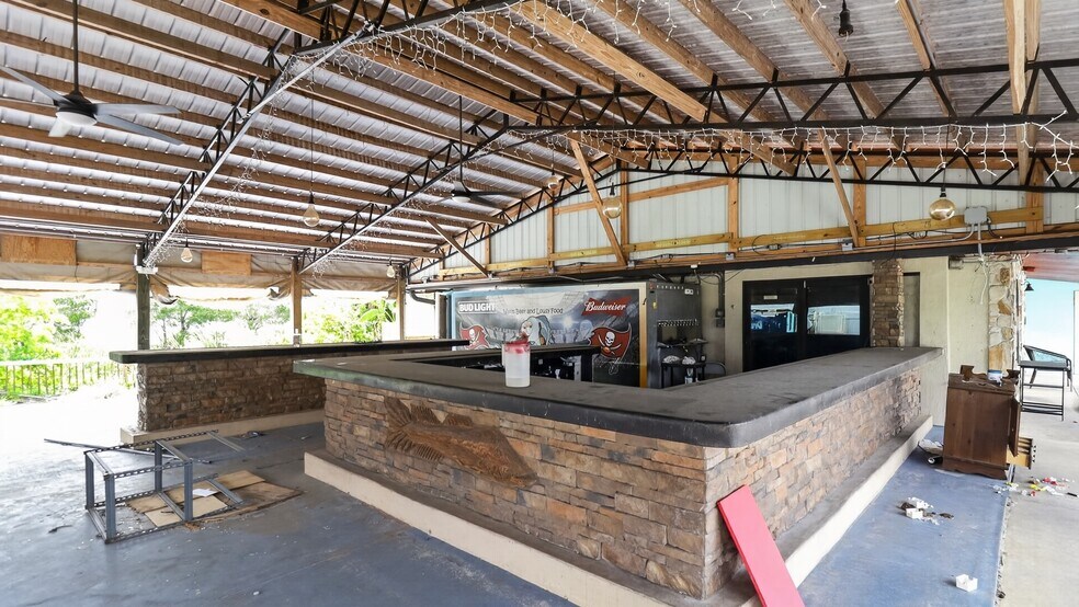 More Photos Of 3306 Shoal Line Blvd, Spring Hill Restaurant For Sale
