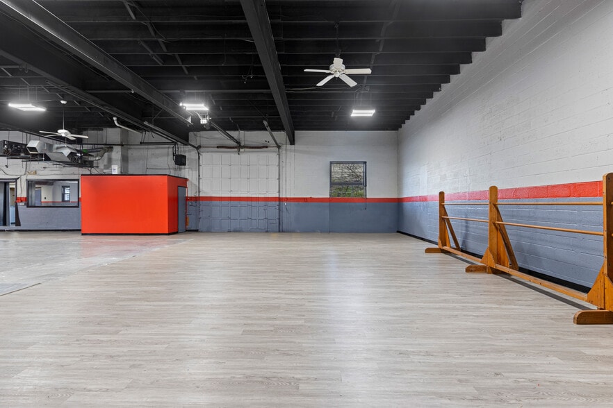 More Photos Of 3626 Winding Way, Newtown Square Warehouse For Sale