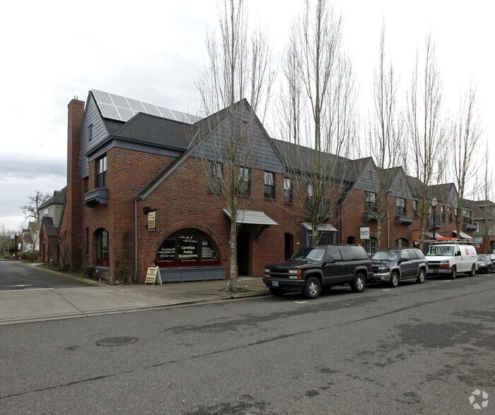 More Photos Of 1510 NE Fairview Village St, Fairview Office Residential For Lease