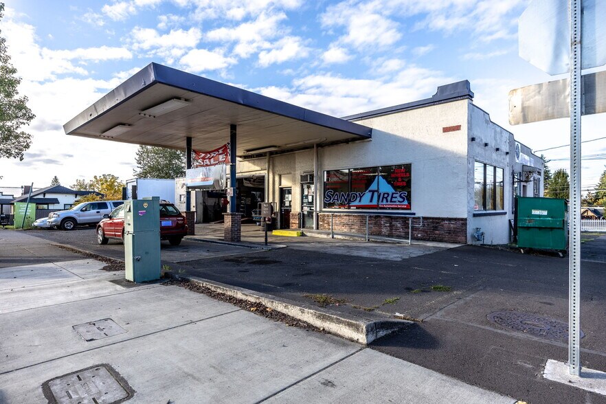 More Photos Of , Sandy Unknown For Sale