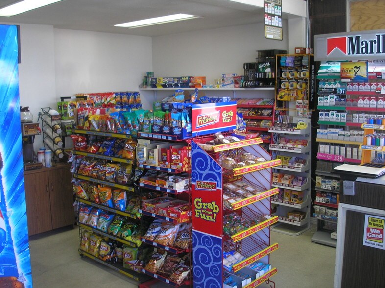 More Photos Of 1600 N Carson St, Carson City Service Station For Sale