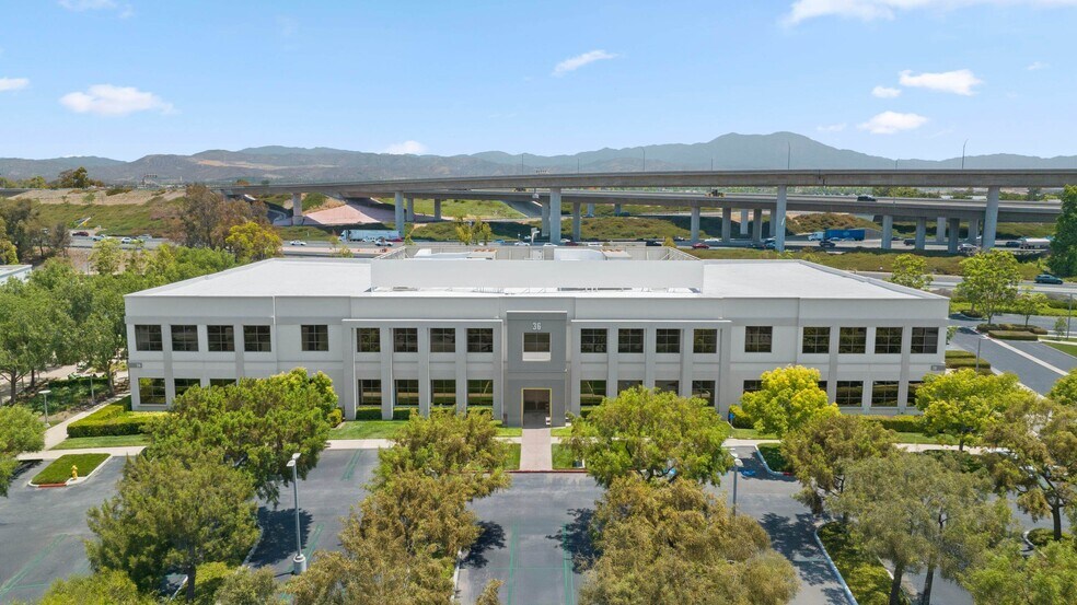 More Photos Of 46 Discovery, Irvine Unknown For Lease