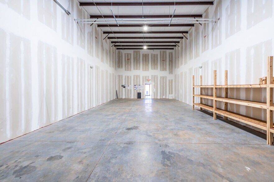More Photos Of 4337 McBrayer Rd, Oakwood Warehouse For Sale
