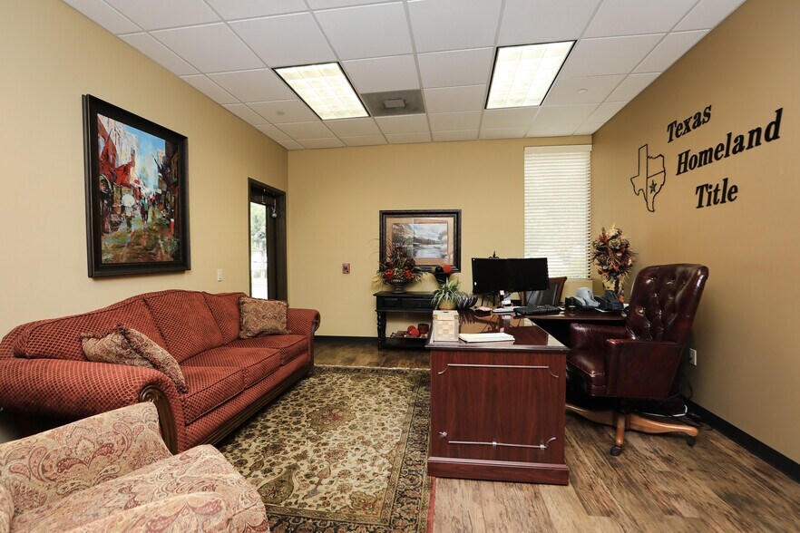 More Photos Of 2200 N FM 3083 Rd W, Conroe Office For Lease