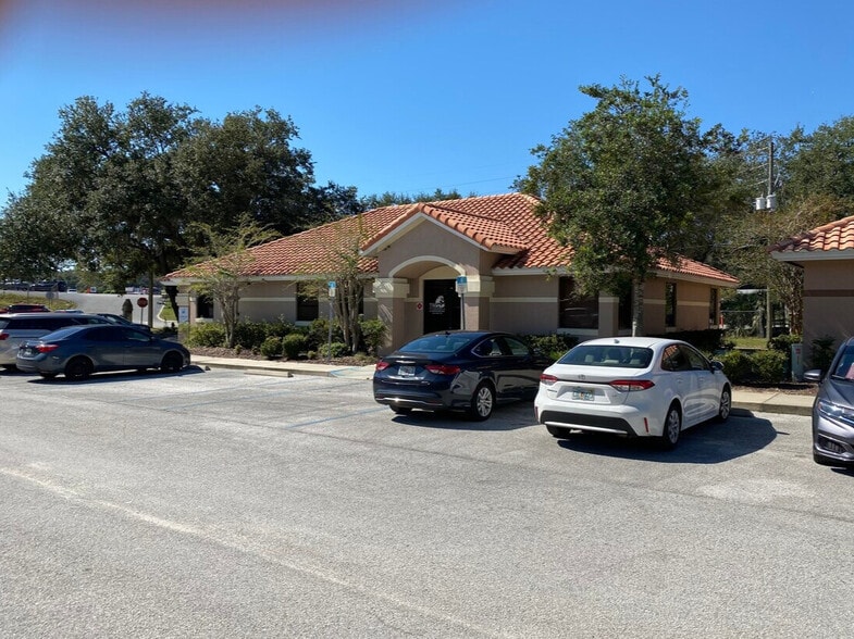 Primary Photo Of 3261 US Highway 441/27, Fruitland Park Medical For Lease