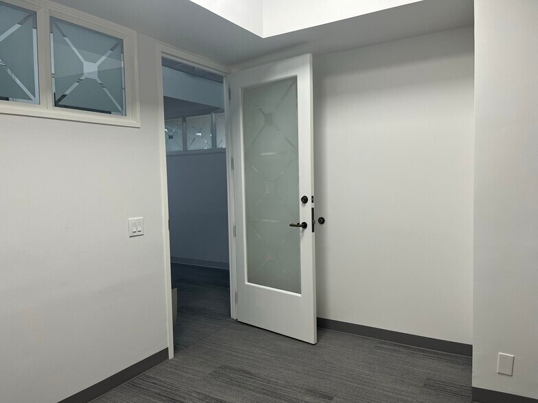 More Photos Of 185 W F St, San Diego Coworking Space