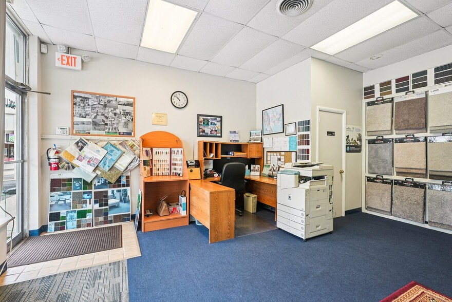 More Photos Of 320 Beverly Rancocas Rd, Willingboro Storefront For Sale