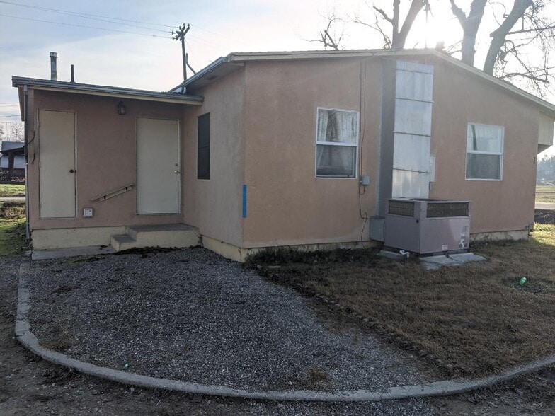 Primary Photo Of 7047 Norman Rd, Princeton Apartments For Sale