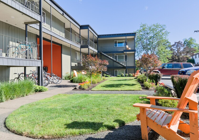 More Photos Of 440 NW 23rd St, Corvallis Apartments For Sale