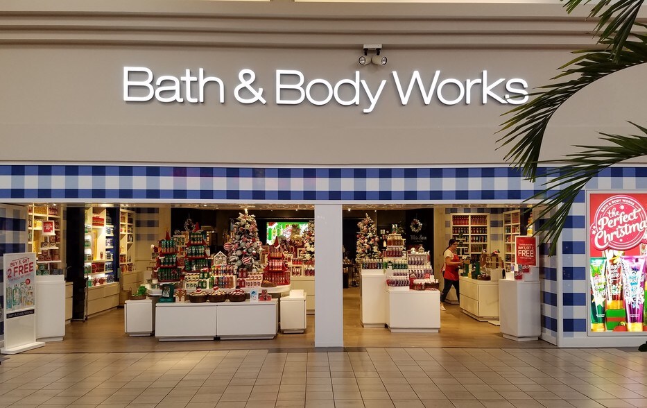 More Photos Of 3200-3400 N Federal Hwy, Fort Lauderdale Unknown For Lease