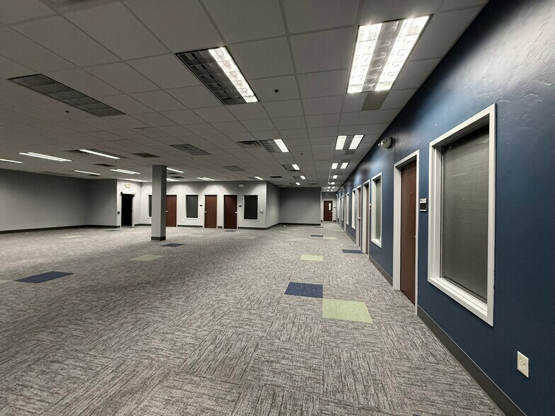 More Photos Of 110-301 N Adams St, Green Bay Office Residential For Sale