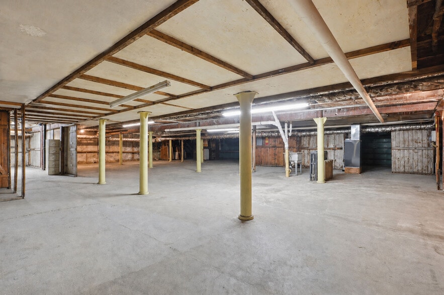 More Photos Of 127-147 Liberty Pole Way, Rochester Apartments For Sale