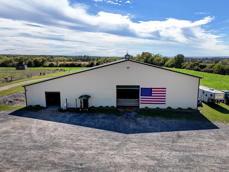 More Photos Of 1262 Fitzpatrick Rd, Auburn Specialty For Sale