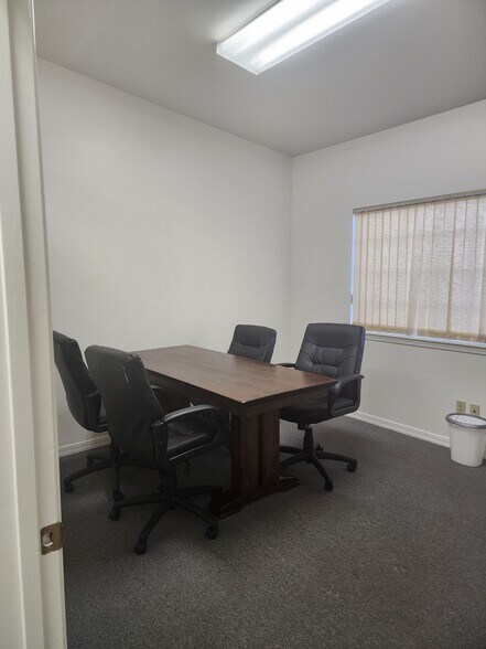 More Photos Of 634 Schemmer Dr, Prescott General Retail For Lease