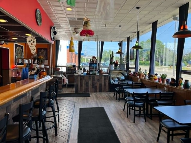More Photos Of 296 Lake Shore Dr, Dunkirk Restaurant For Sale
