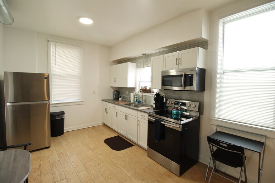 More Photos Of 238-240 South Ave, Rochester Storefront For Sale