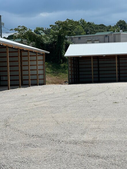 More Photos Of 825 Airport Dr, Alexander City Land For Lease