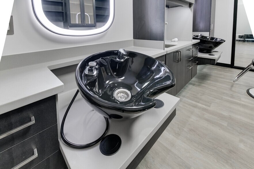 652 Rio Road West, Charlottesville, VA 22901 For Lease