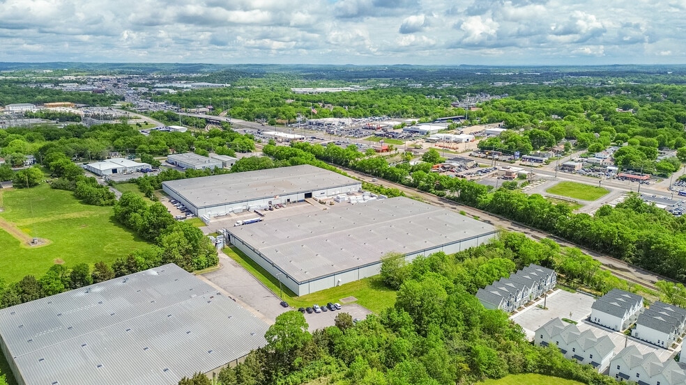 More Photos Of 225 Nesbitt Ln, Madison Unknown For Lease