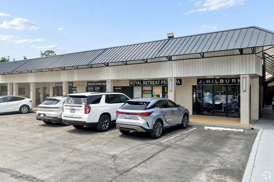 More Photos Of 12649 Memorial Dr, Houston Storefront Retail Office For Lease
