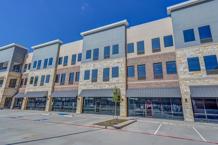 More Photos Of 4899 Highway 6, Missouri City Storefront Retail Office For Lease