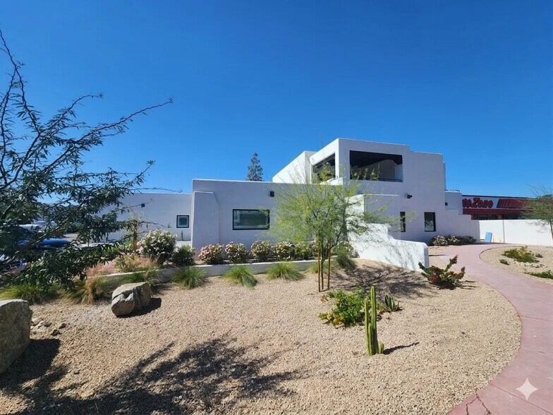 Primary Photo Of 736 N Country Club Dr, Mesa Medical For Lease