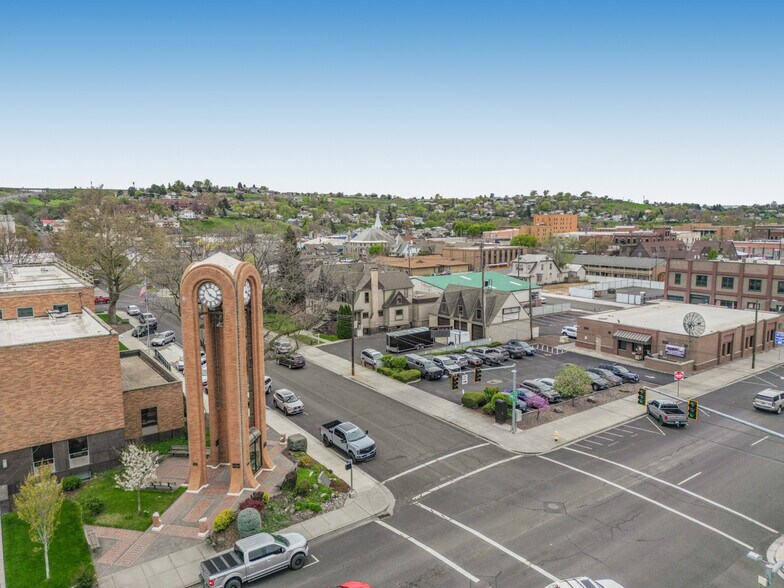 More Photos Of 233 SE 4th St, Pendleton Restaurant For Sale