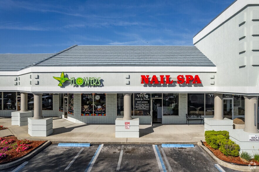 More Photos Of 17860 SE 109th Ave, Summerfield Storefront For Lease
