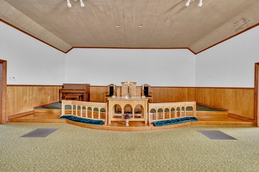 More Photos Of 4826 Co 217 rd, Hillsboro Specialty For Sale