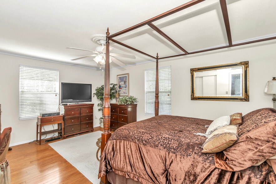 More Photos Of 2575 US Highway 1, Mims Land For Sale