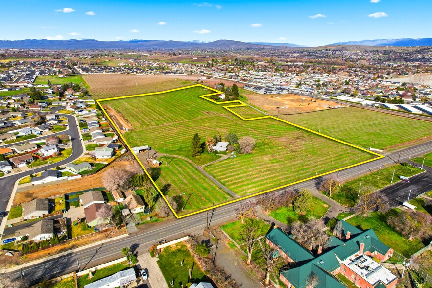 More Photos Of 64th NKA S 64th Ave, Yakima Land For Sale