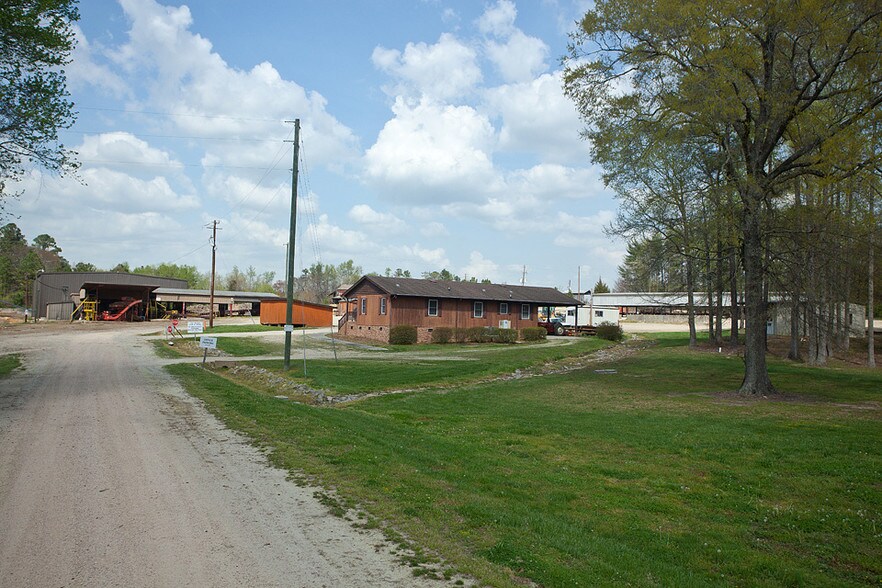 More Photos Of 686 NC 98 Hwy E, Bunn Warehouse For Sale