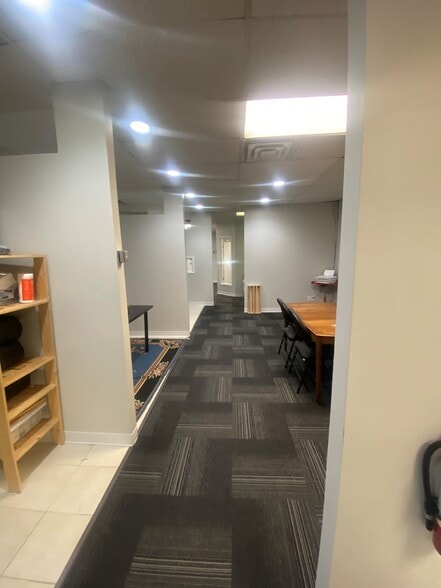 More Photos Of 1330 15 Ave SW, Calgary Unknown For Lease