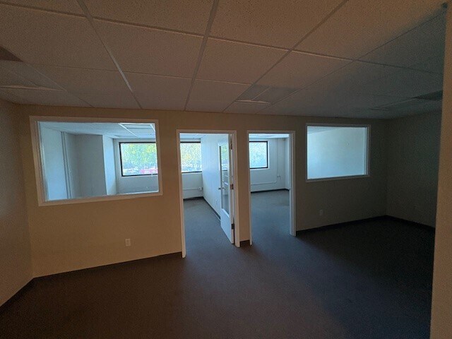 More Photos Of 285 Bel Marin Keys Blvd, Novato Light Manufacturing For Lease