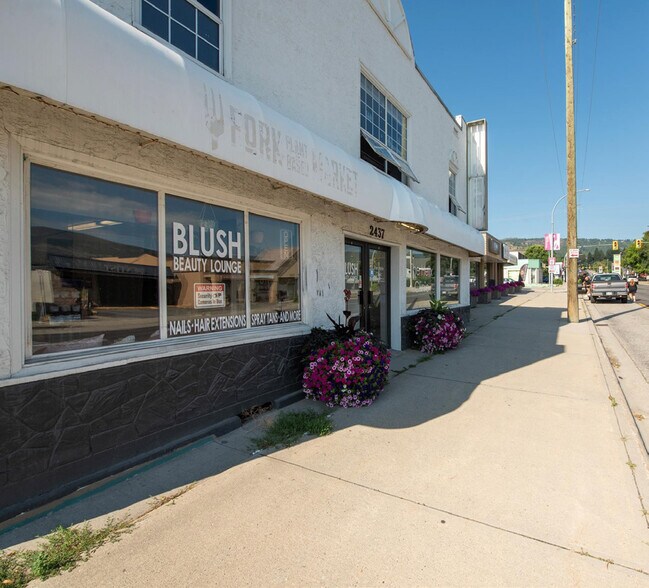 More Photos Of 2437 Main St, West Kelowna Storefront Retail Residential For Sale