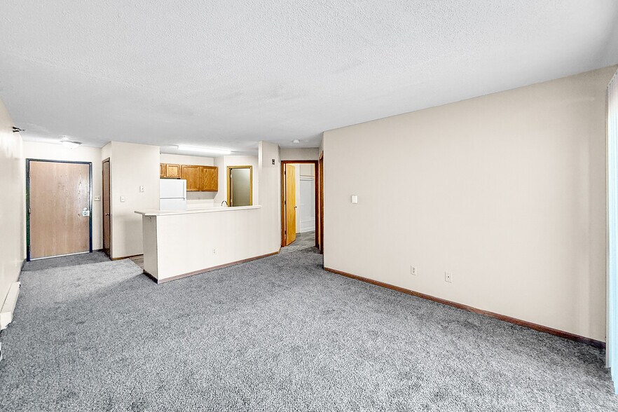 More Photos Of 1201 E Bell Ave, Des Moines Apartments For Sale