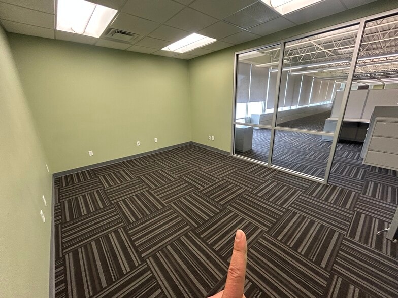 More Photos Of 826 N Martin Luther King Jr Dr, Jackson Freestanding For Sale