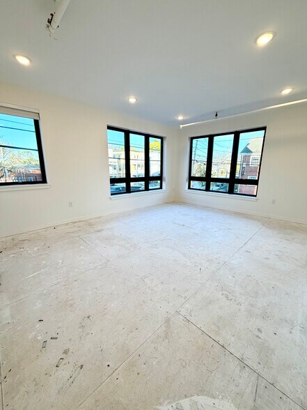 More Photos Of 80 Broadway, Arlington Apartments For Lease