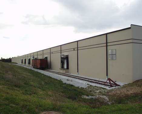 More Photos Of 1250-1290 Interstate Dr, Wentzville Warehouse For Lease