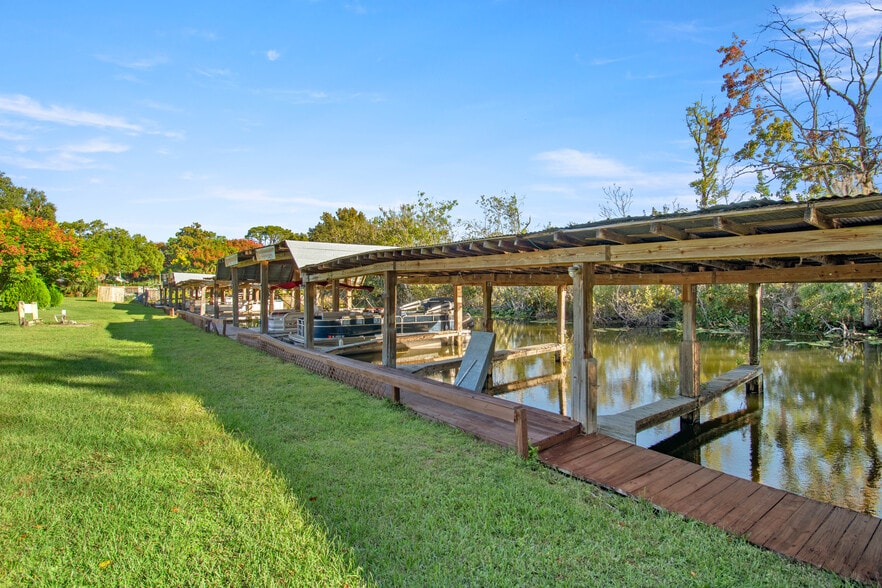 More Photos Of 6808 Lake Griffin Rd, Lady Lake Hotel For Sale