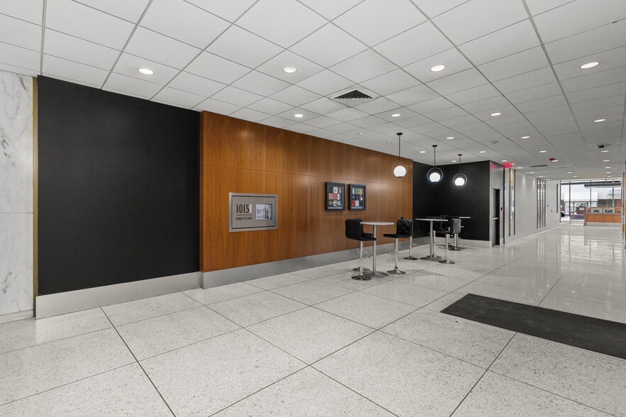 More Photos Of 1015-1023 Locust St, Saint Louis Office For Sale