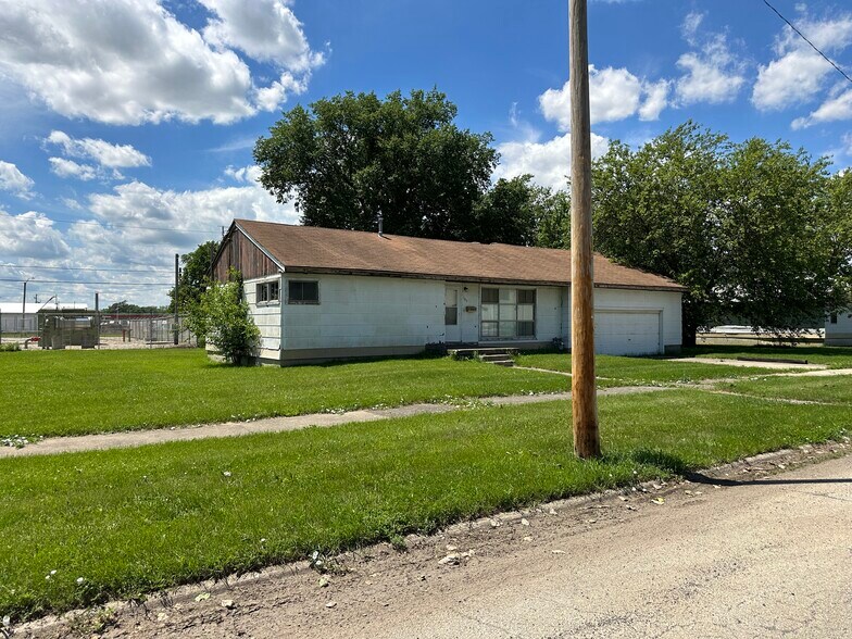 More Photos Of 2405 E Court St, Kankakee Land For Sale
