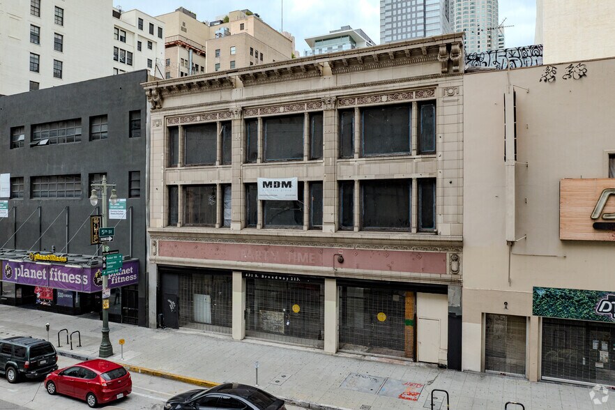More Photos Of 431 S Broadway, Los Angeles Office For Lease