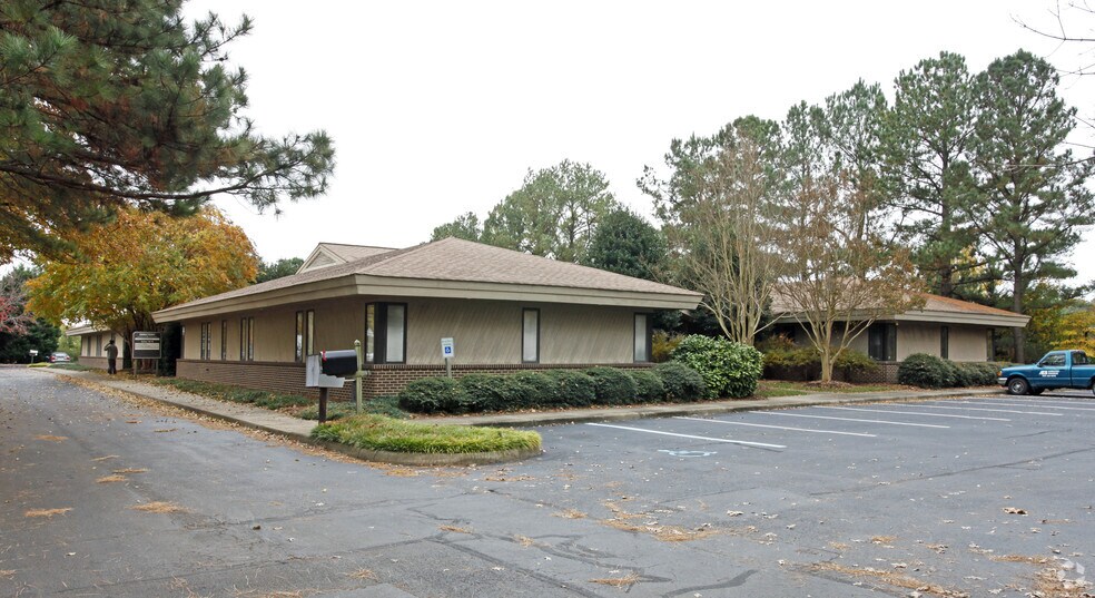 Primary Photo Of 5248 Olde Towne Rd, Williamsburg Office For Sale