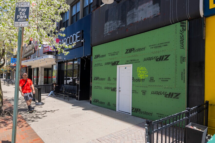 More Photos Of 1037-1045 Elm St, Manchester Office For Lease